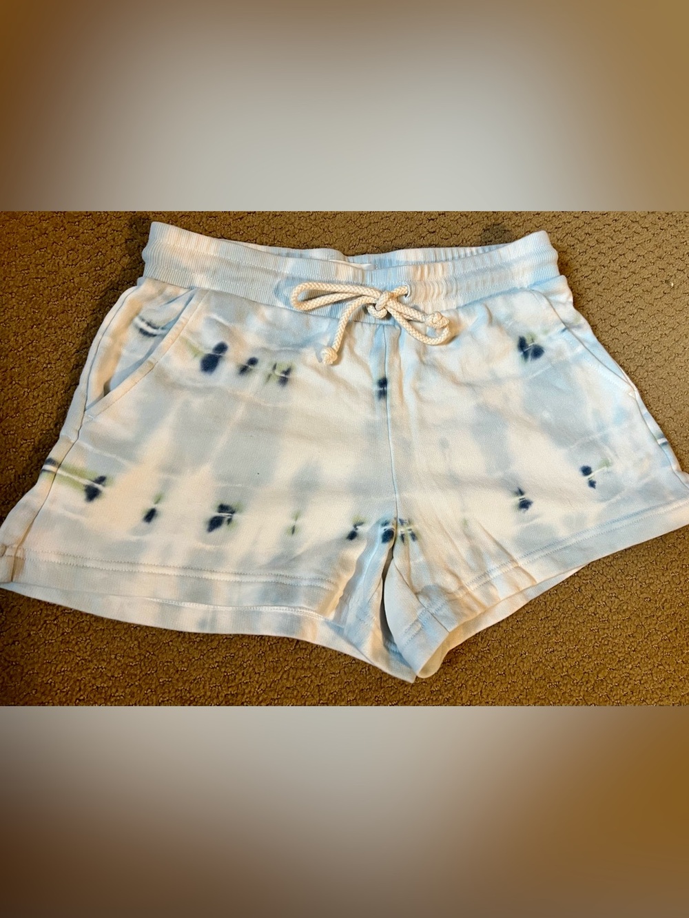 Lou & Grey Light Blue Tie-Dye Drawstring Women's Athletic Shorts